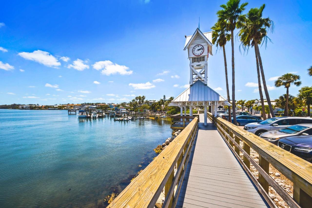 E * Bradenton Beach